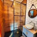 Casa Florestal - The Hobbit House *