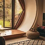Lodge Casa Florestal - The Hobbit House *