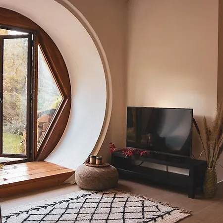 Casa Florestal - The Hobbit House Деревянный коттедж